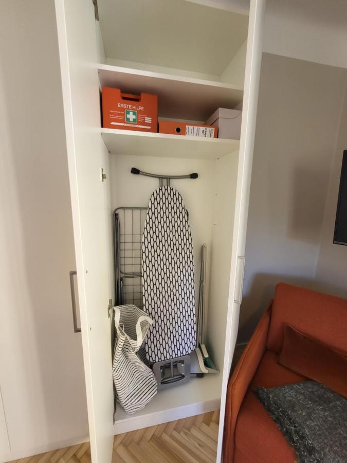 Orange Flat By Grazrentals Highest Standard & Free Parking 외부 사진
