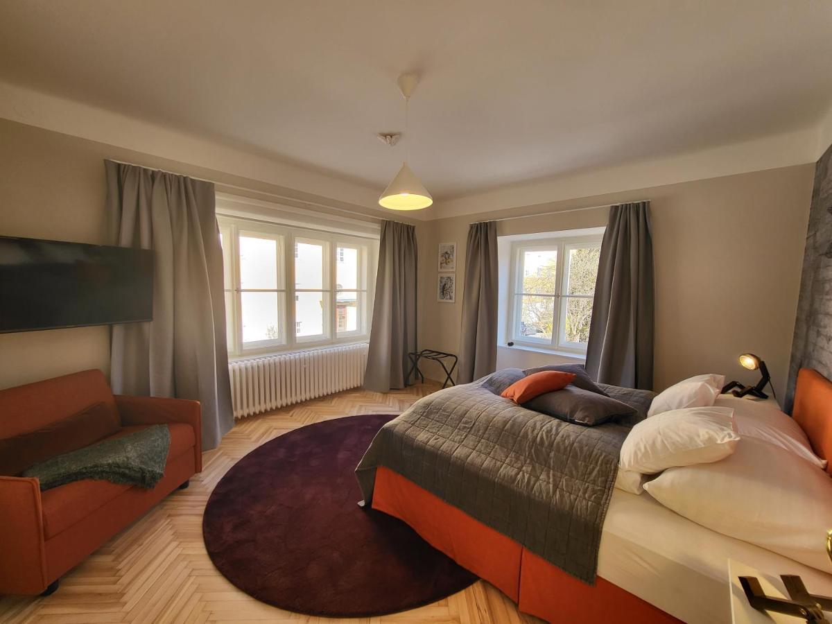 Orange Flat By Grazrentals Highest Standard & Free Parking 외부 사진