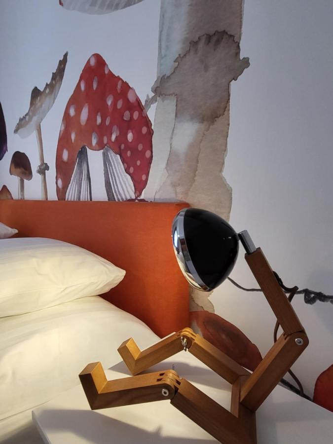 Orange Flat By Grazrentals Highest Standard & Free Parking 외부 사진