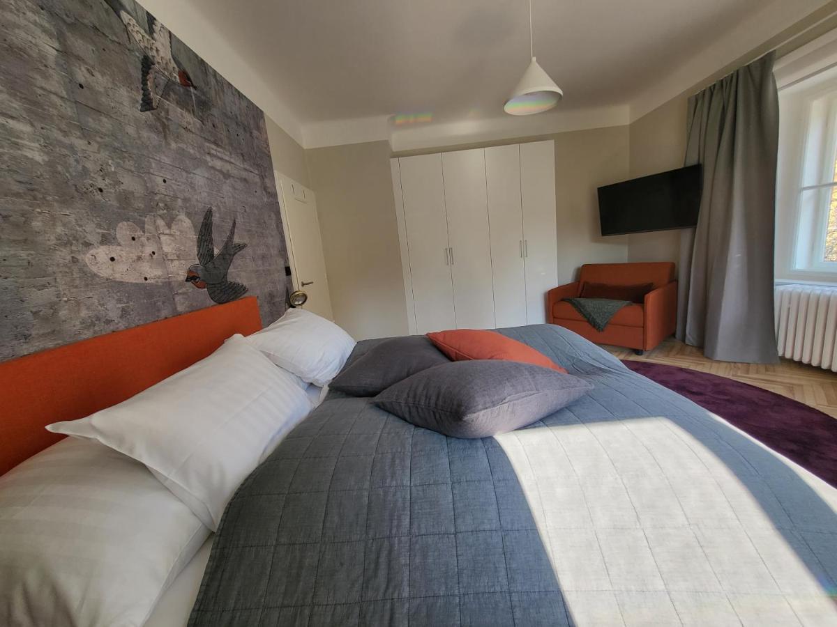 Orange Flat By Grazrentals Highest Standard & Free Parking 외부 사진