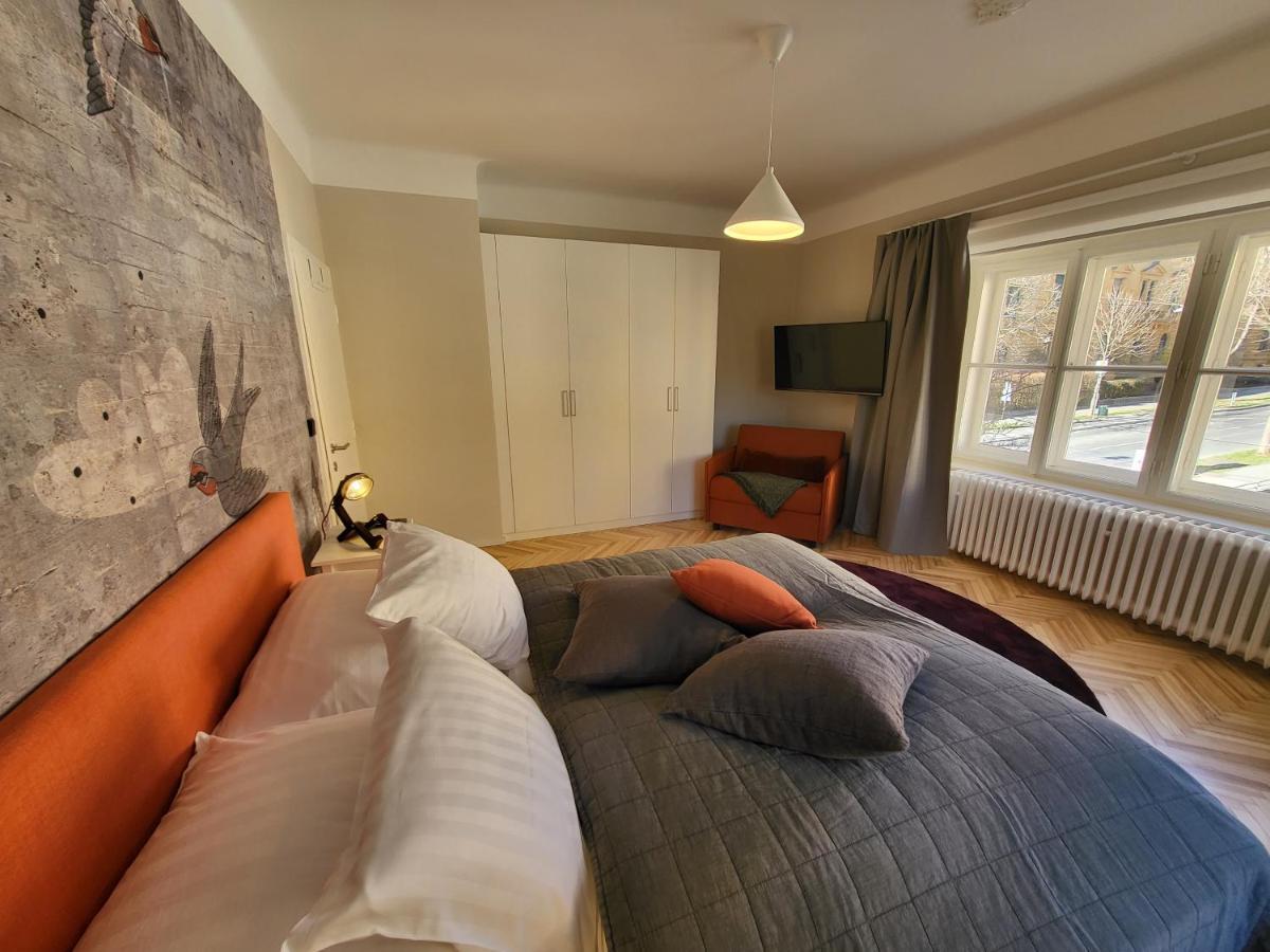 Orange Flat By Grazrentals Highest Standard & Free Parking 외부 사진