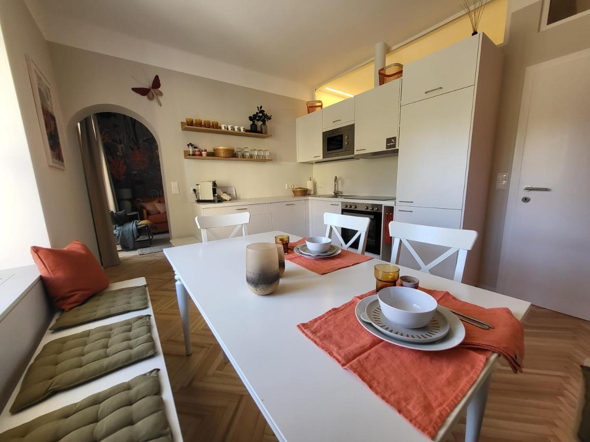 Orange Flat By Grazrentals Highest Standard & Free Parking 외부 사진